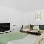Bnbnook - Camden 2Br With Terrace - King\'S Cross