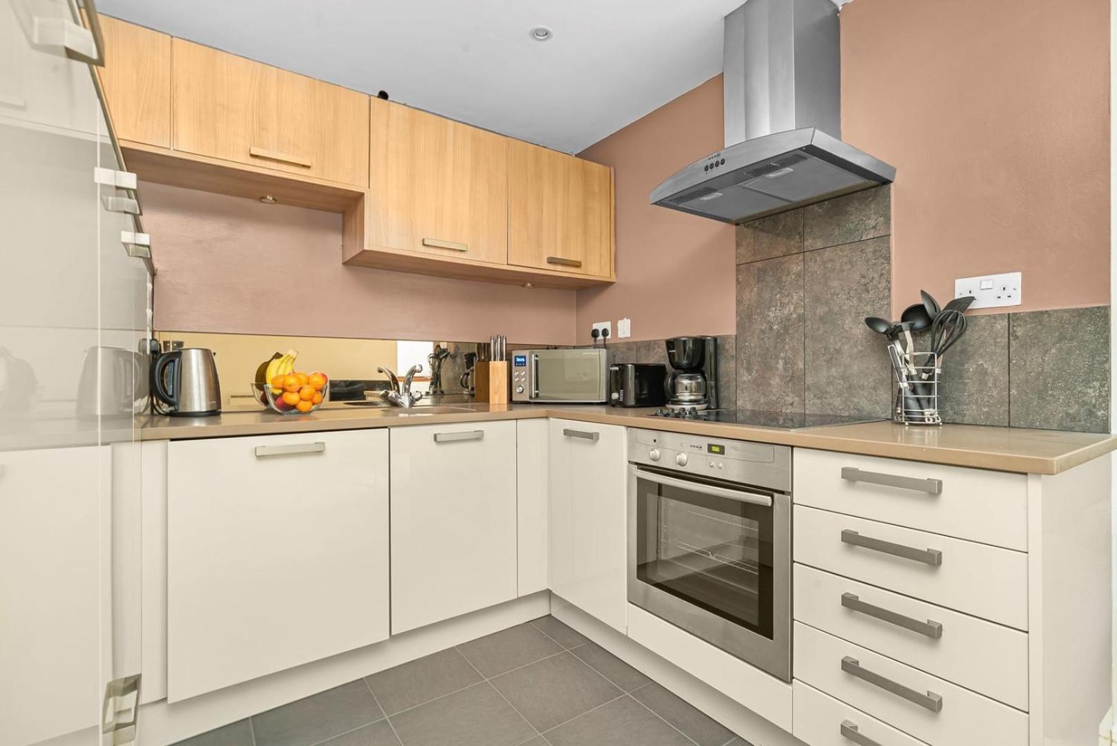 Bnbnook - Camden 2br With Terrace - King's Cross
