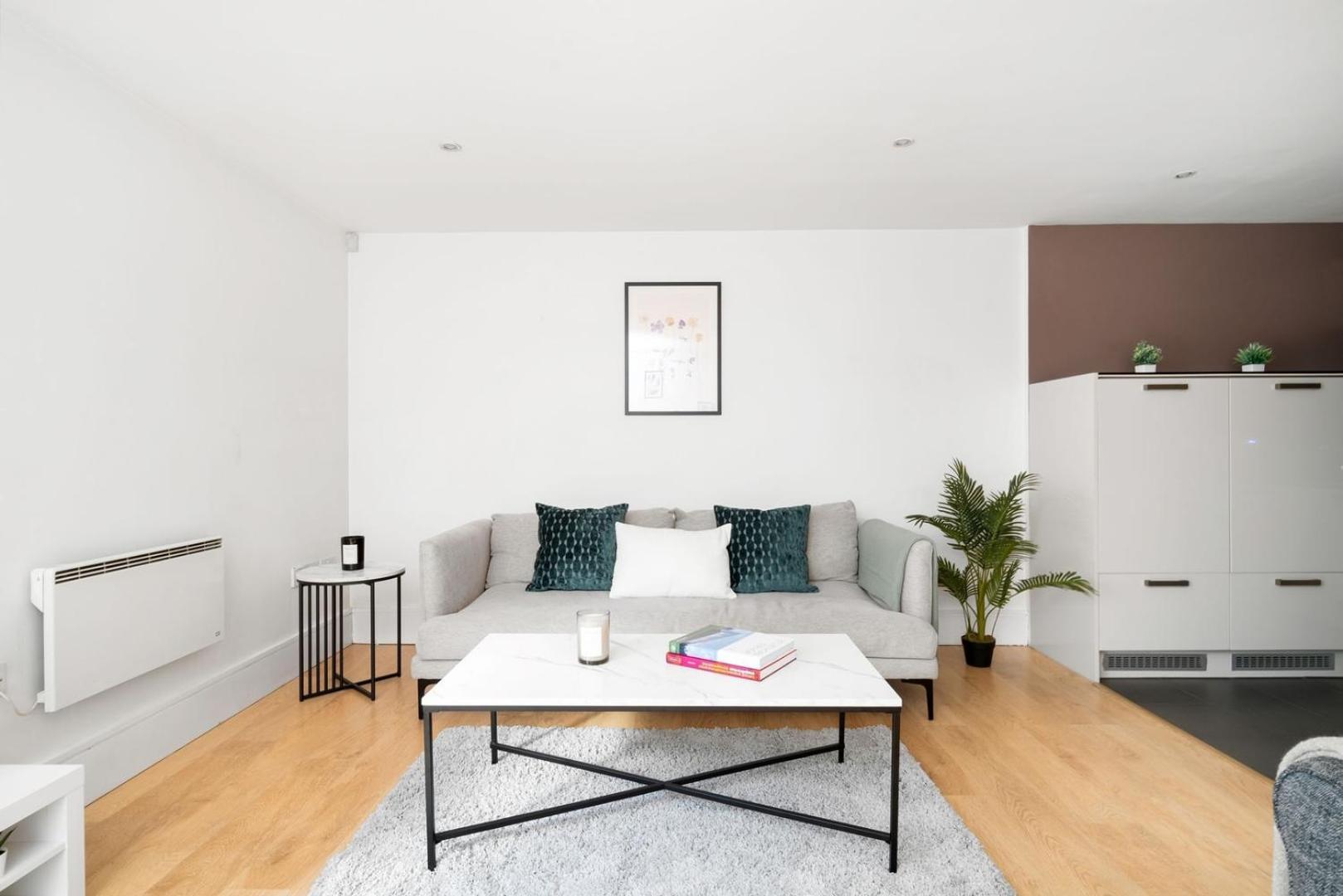 Bnbnook - Camden 2br With Terrace - King's Cross *