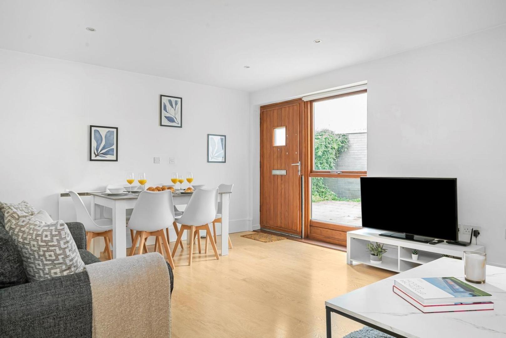 Bnbnook - Camden 2br With Terrace - King's Cross